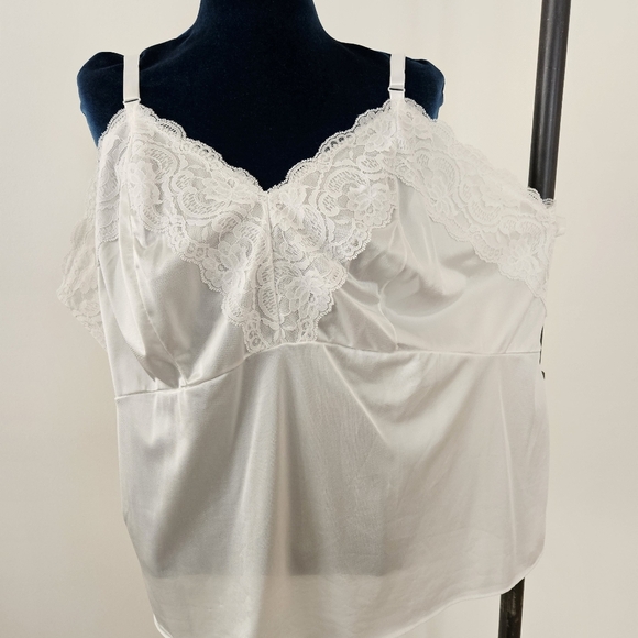 Dixie Belle Vintage Camisole Top Adjustable Straps White Made in USA Nylon 1X 2X - Picture 2 of 12